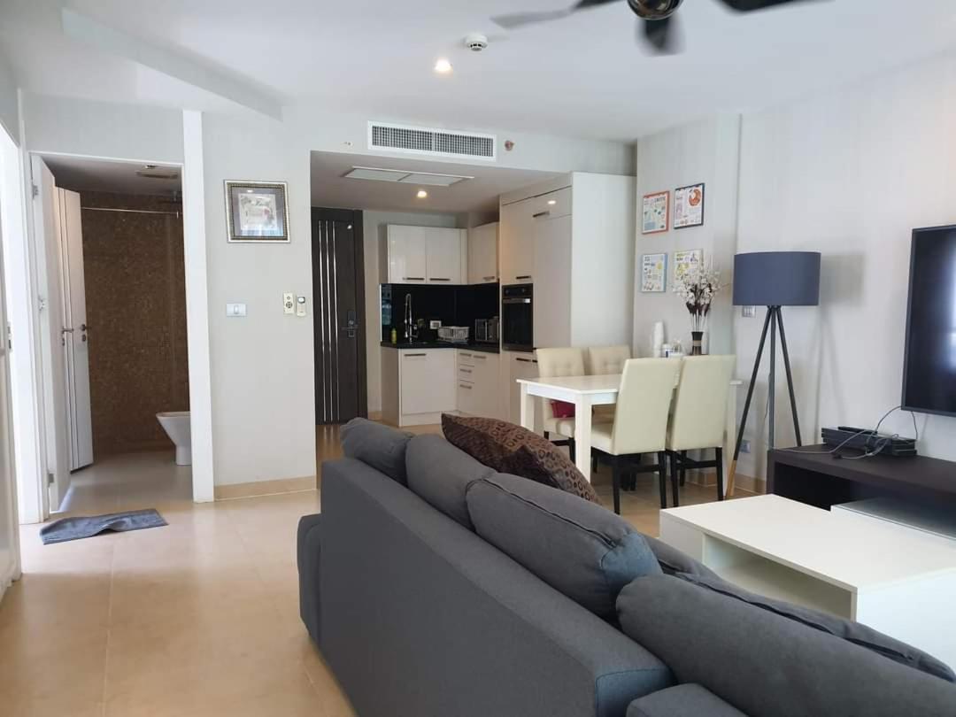 Centara Avenue 2 Bedrooms Pool View Паттая Екстер'єр фото