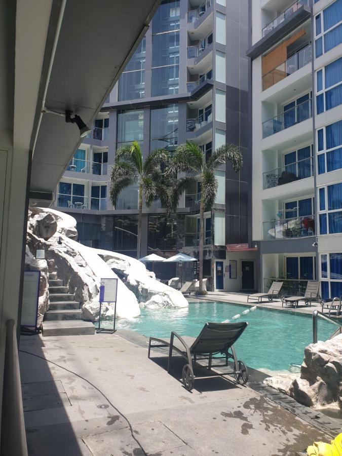 Centara Avenue 2 Bedrooms Pool View Паттая Екстер'єр фото